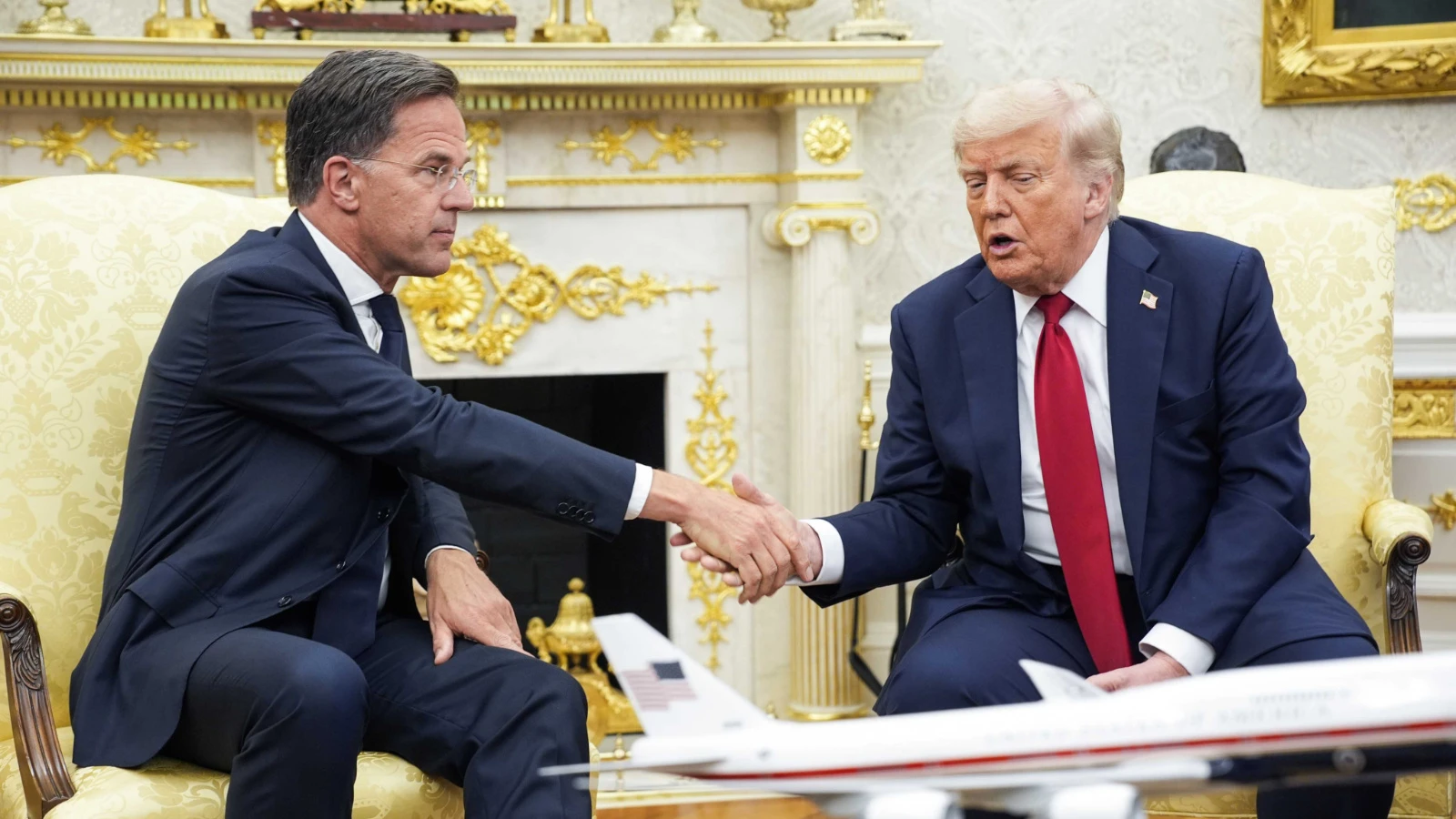 NATO'nun Grönland sessizliği: Çıt yok!