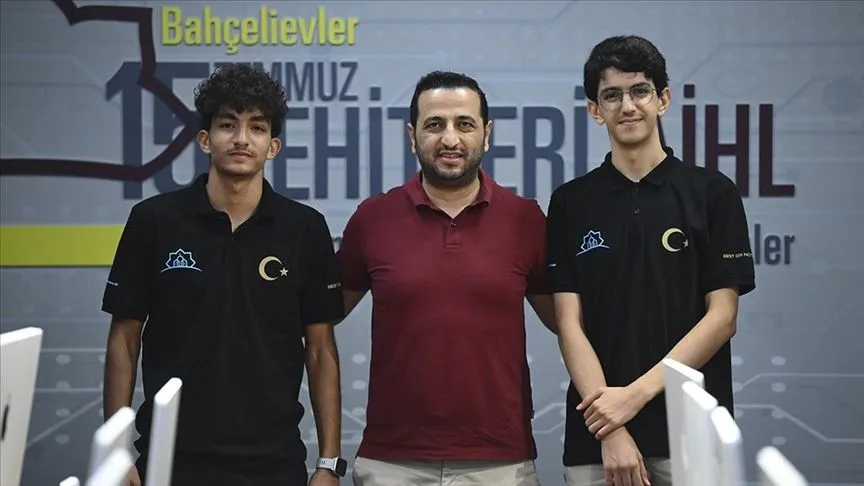 Robot kol projesiyle dünya ikincisi olan gençlerden "milli teknolojiye katkı" hedefi
