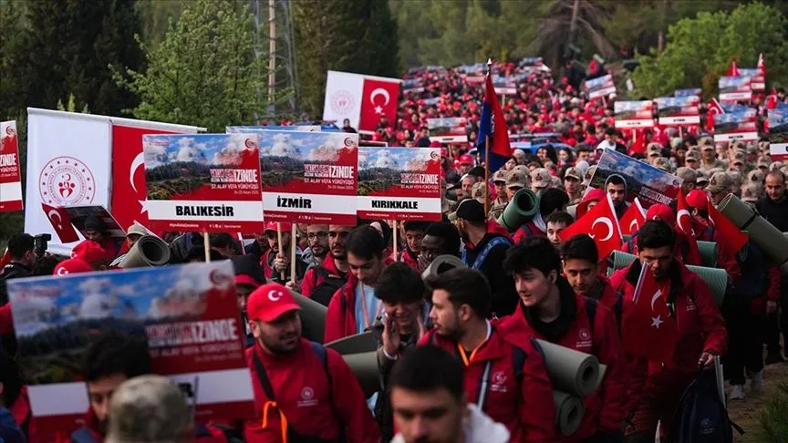 Gelibolu Yarımadası'nda 57. Alay Vefa Yürüyüşü başladı