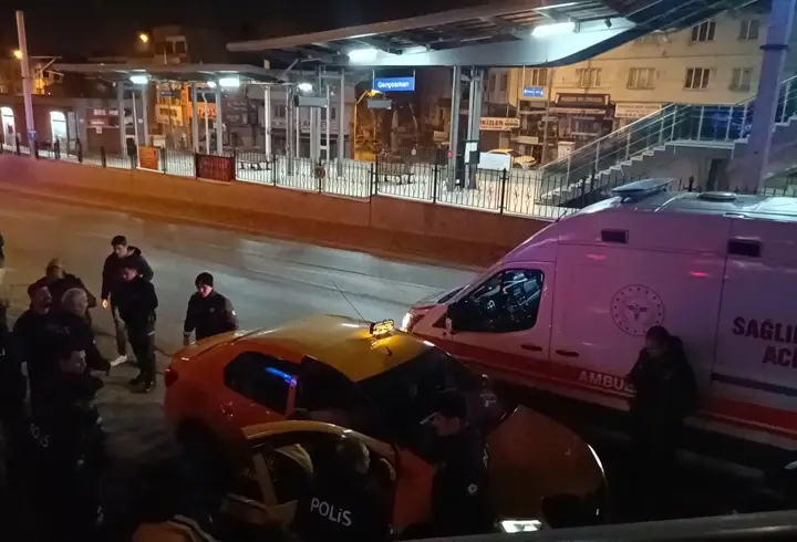Bursa'da silahlı kavga: 1'i ağır 2 kişi yaralandı