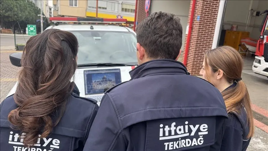 Tekirdağlı itfaiyeciler AA'nın "Yılın Kareleri" oylamasına katıldı