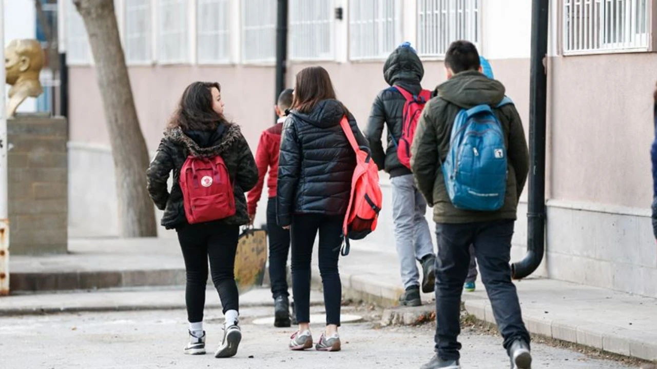 Okul saatleri değişecek mi? 2026'da okul saatleri değişiyor mu?