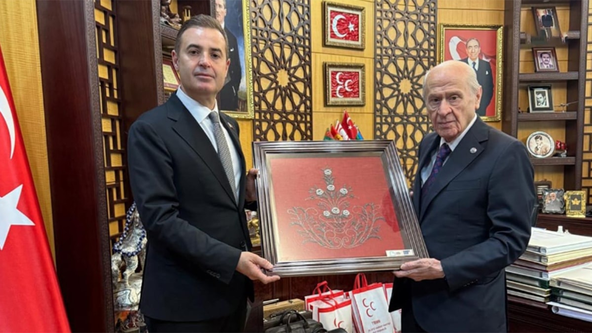 CHP'li Büyükşehir Belediye Başkanı Akın'dan dikkat çeken ziyaret