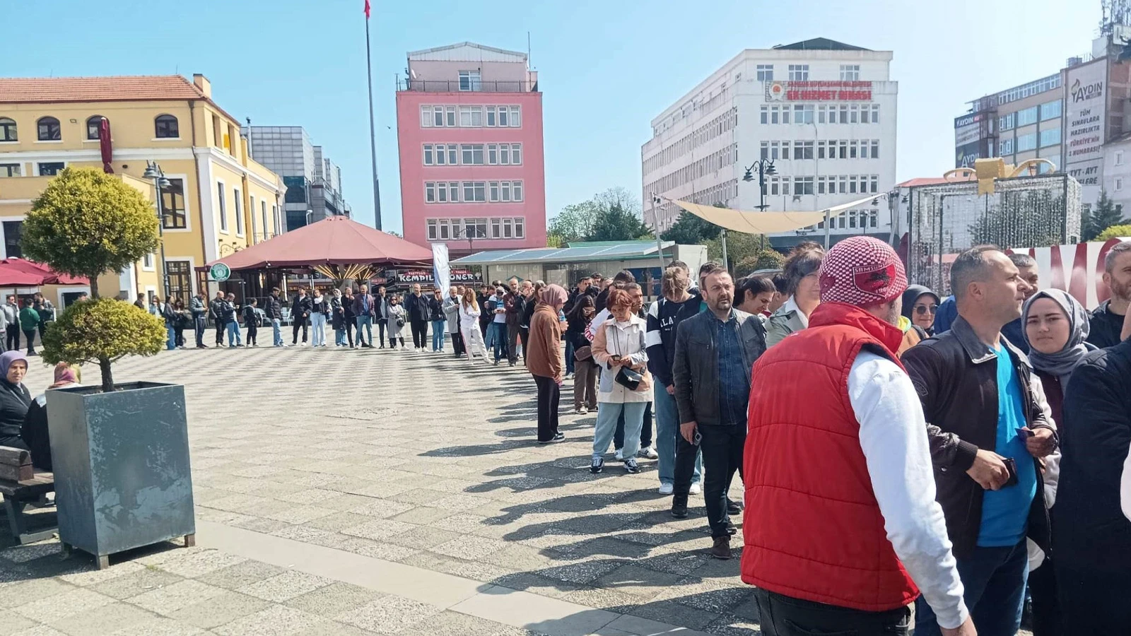 Samsunsporlu taraftarlardan Galatasaray maçına yoğun ilgi