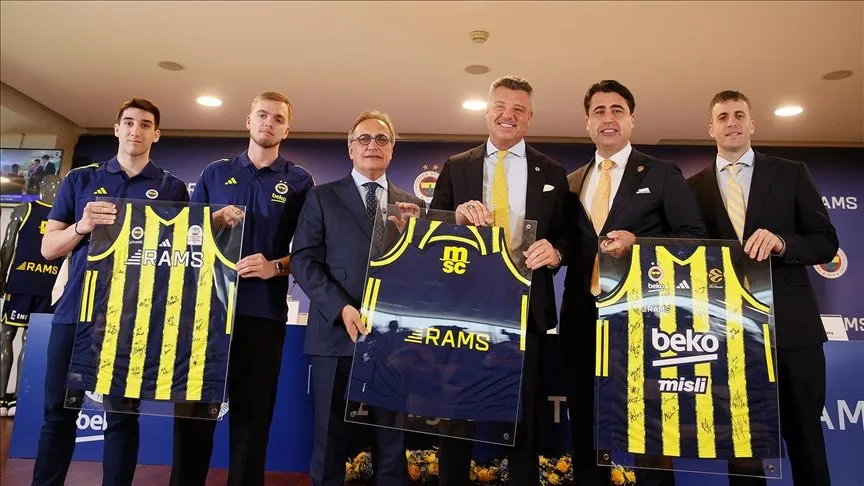 RAMS Global, Fenerbahçe'nin basketbol takımlarına sponsor oldu