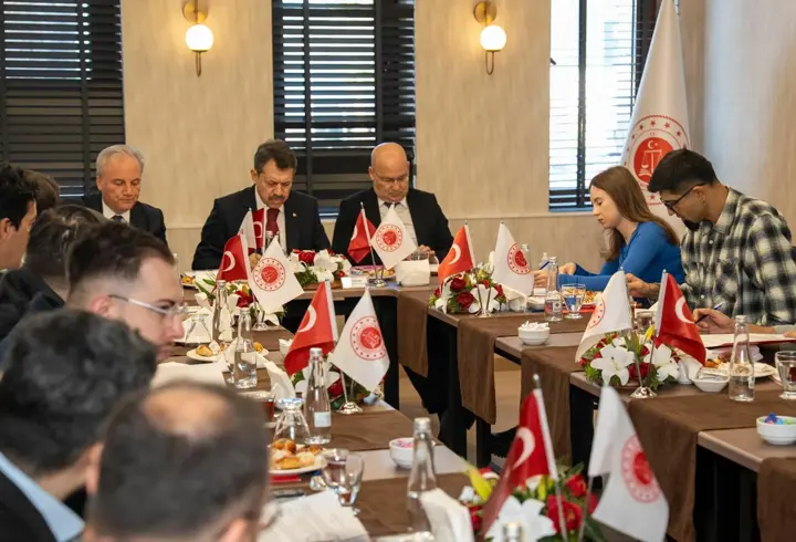 İzmir Adliyesi'nde 2025 verileri açıklandı