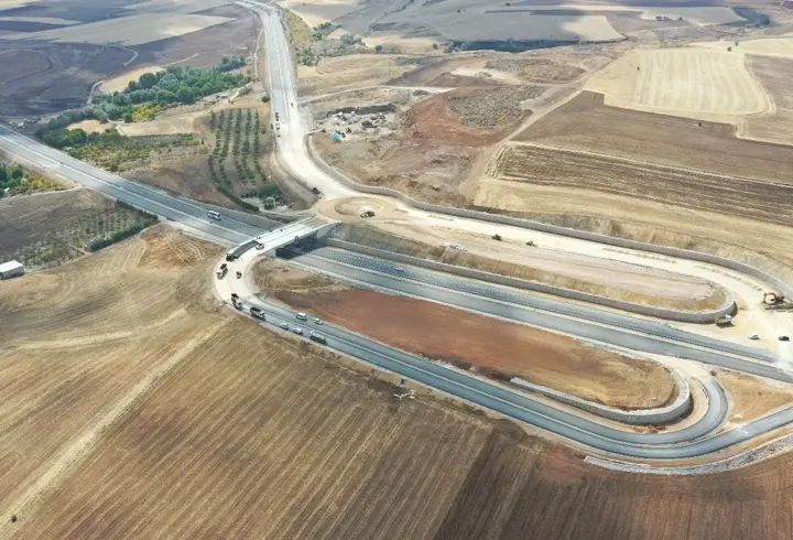 Kırşehir’in Kaman ilçesinde ulaşım yatırımları tamamlandı
