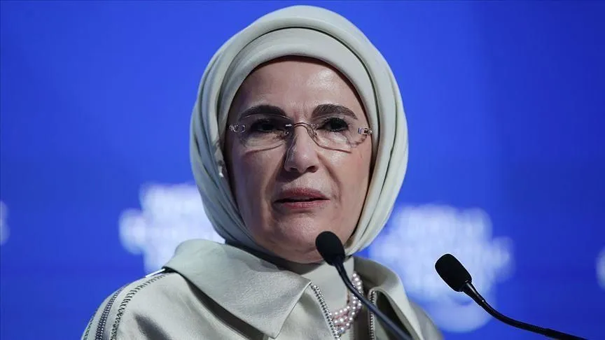 Emine Erdoğan'dan, 23 Nisan Ulusal Egemenlik ve Çocuk Bayramı mesajı
