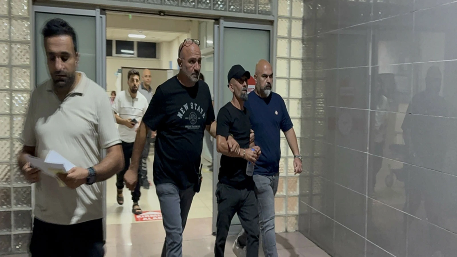 17 yıl hapis cezasıyla aranıyordu, düğünde yakalandı
