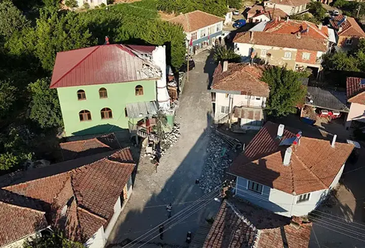 Prof. Dr. Hasan Sözbilir: 5.1'lik deprem, bölgedeki gerilimi önemli ölçüde azalttı