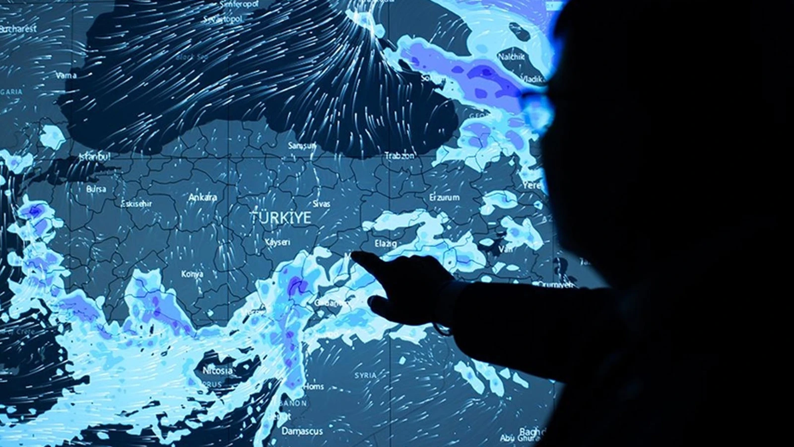 Meteoroloji'den uyarı üstüne uyarı geldi: Zirai don, fırtına...