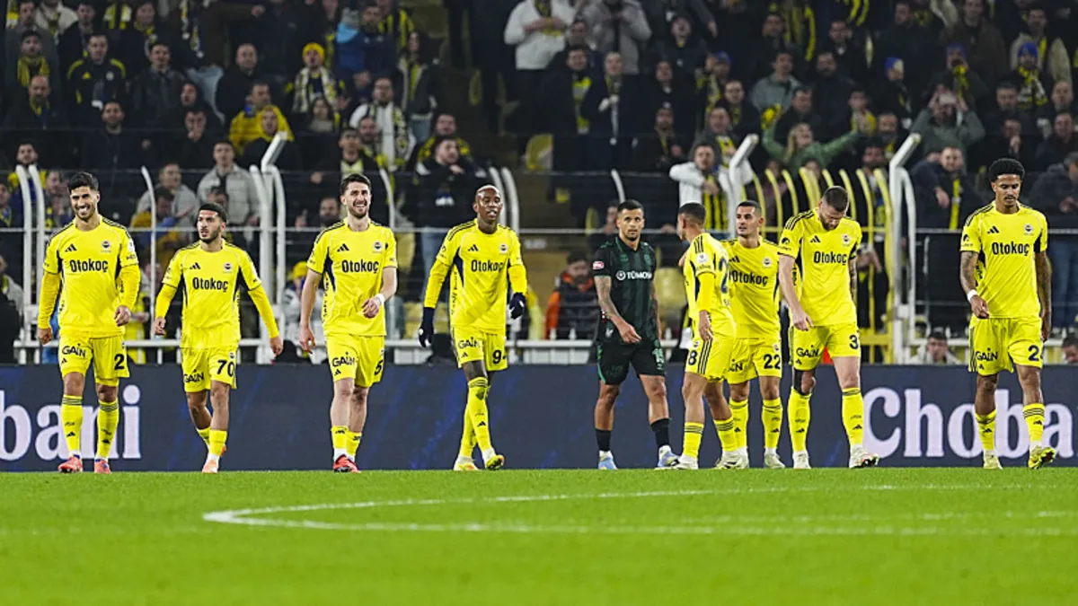 Fenerbahçe'nin yıldızı için Premier Lig ekipleri sıraya girdi!