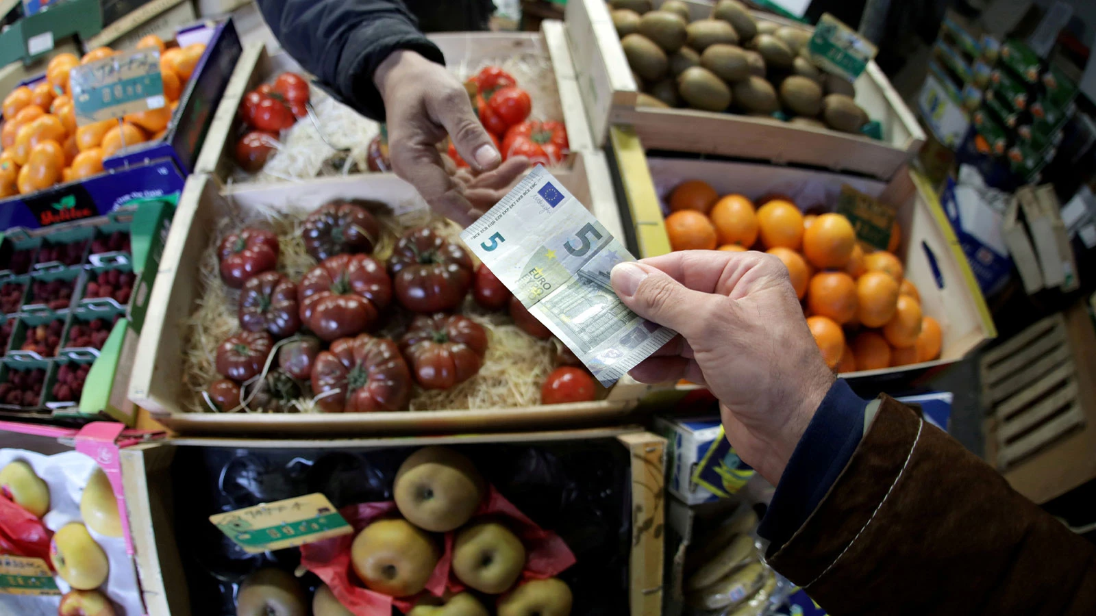 Euro bölgesinde yıllık enflasyon yüzde 2,2 oldu