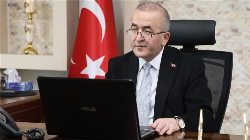 Elazığ Valisi Hatipoğlu, AA'nın "Yılın Kareleri" oylamasına katıldı