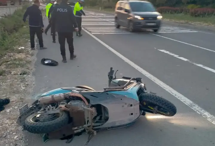 TIR’a arkadan çarpan motosikletin sürücüsü ağır yaralandı 