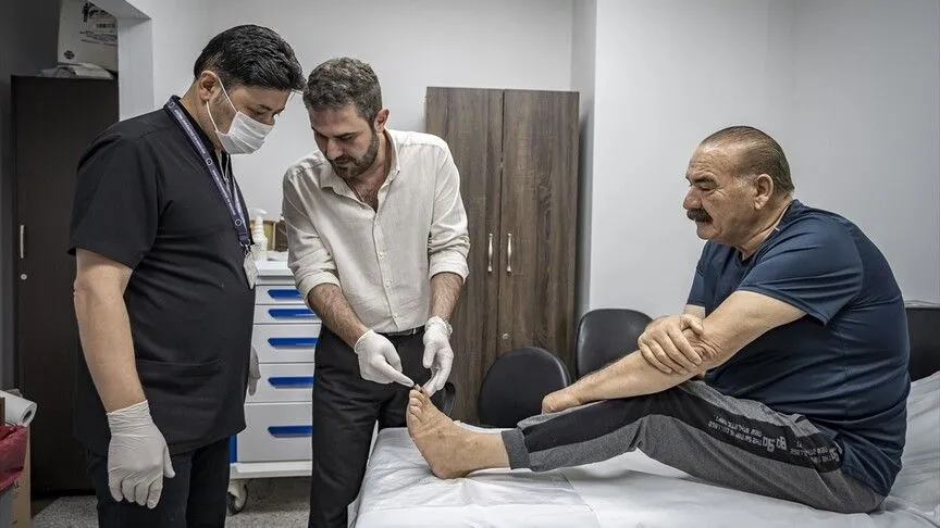 Erzurum'da kronik yaralara uygulanan multidisipliner tedaviyle uzuv kaybının önüne geçiliyor