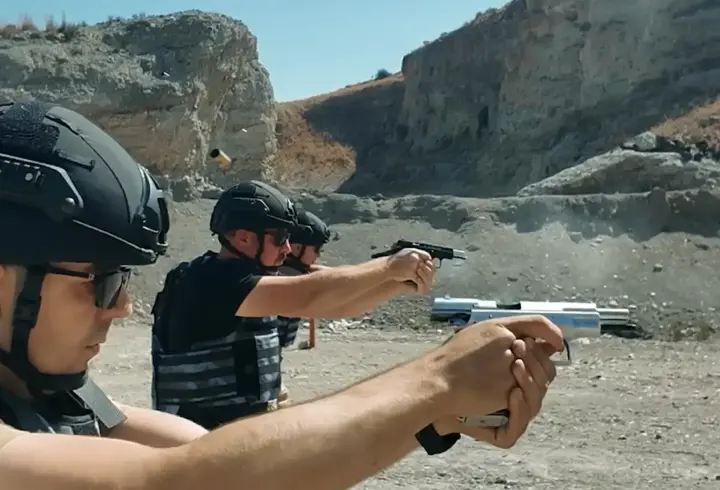 Polislere acil müdahale, şüpheli kişi ve araç durdurma eğitimi verildi