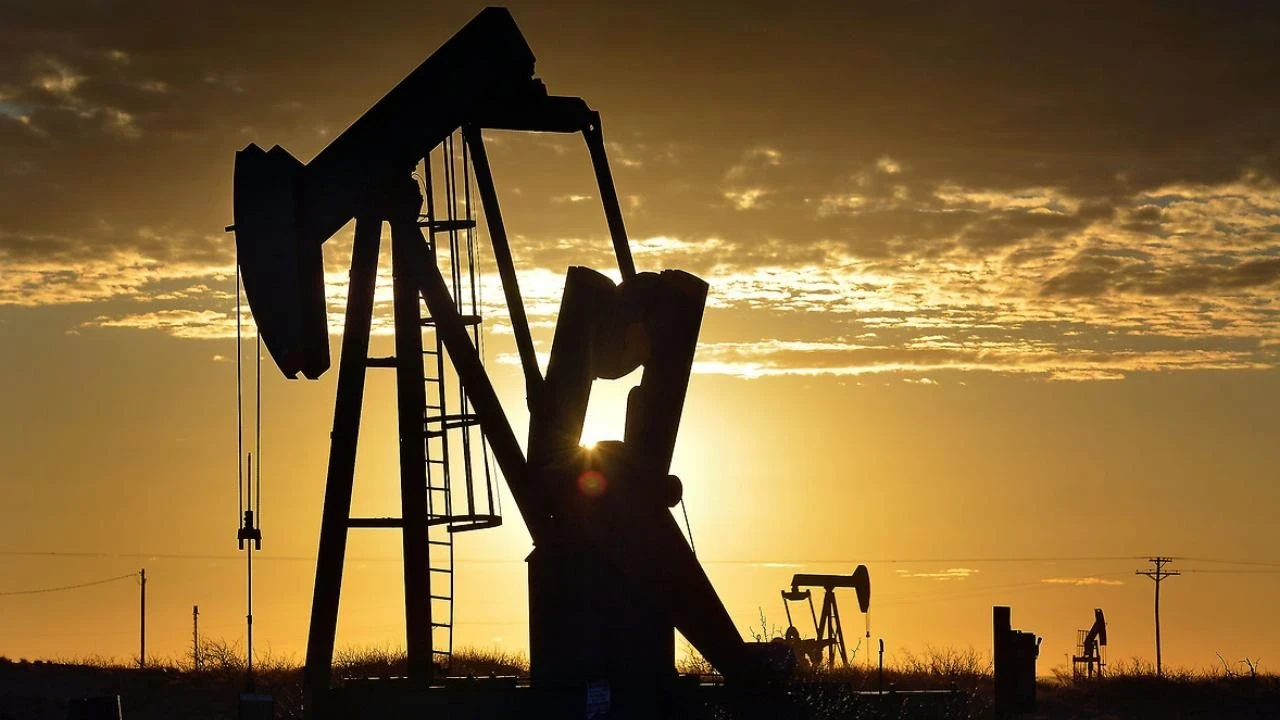 Petrolde ateşkes etkisi: Yükselişin ardından kısmi düşüş