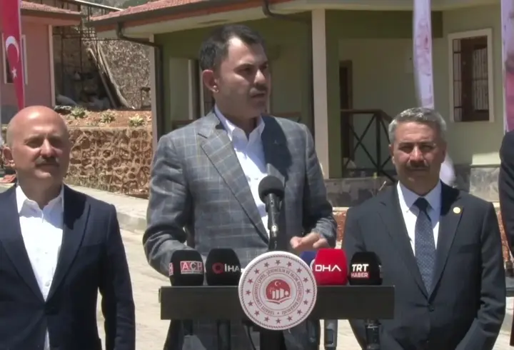 SON DAKİKA | Bakan Kurum açıklamalarda bulunuyor