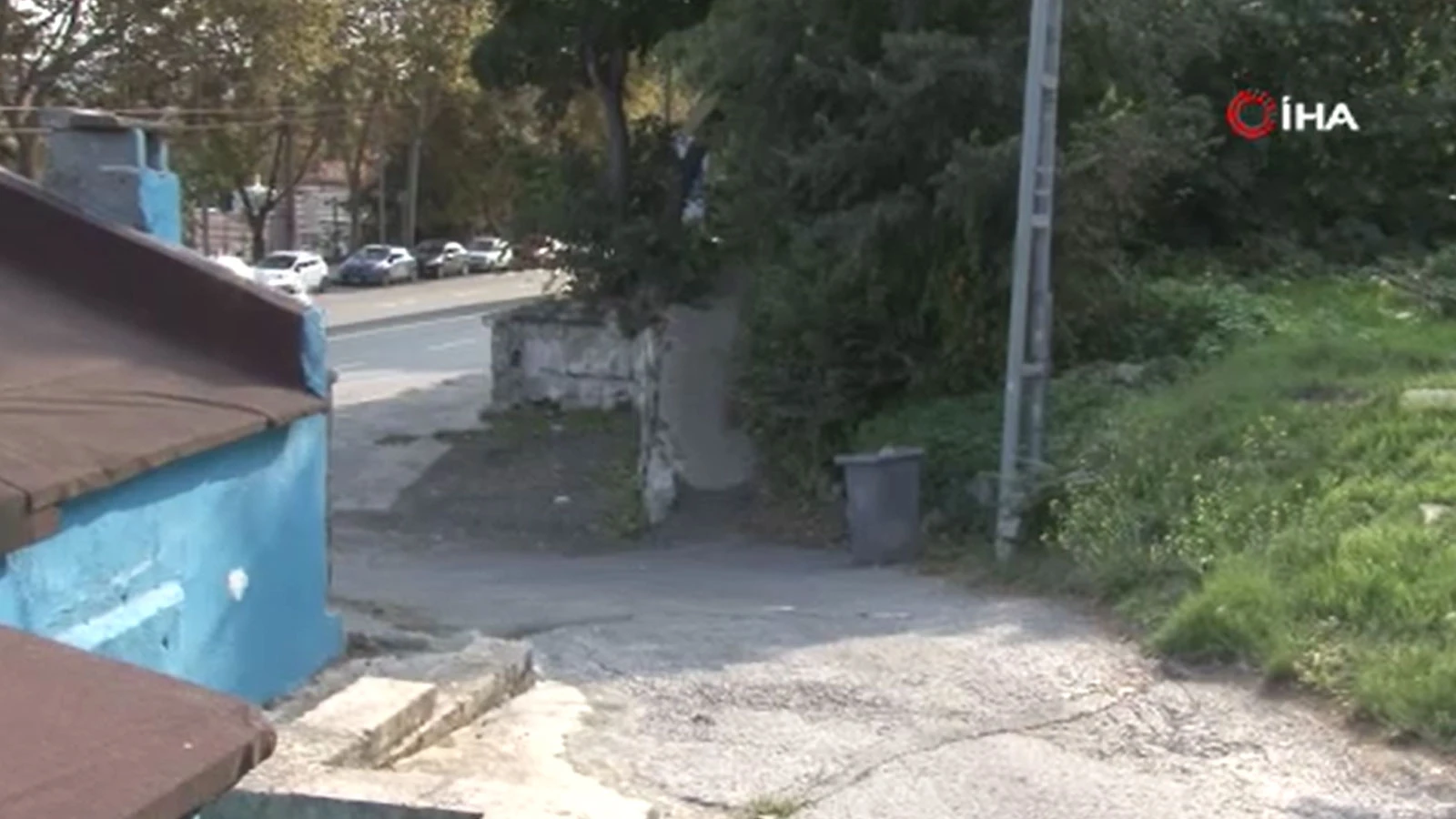 Eyüpsultan Mezarlığı'nda bomba paniği! Ekipler harekete geçti