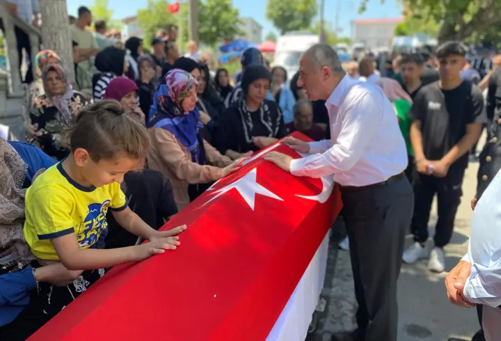 Kanserden ölen uzman jandarma, askeri törenle toprağa verildi