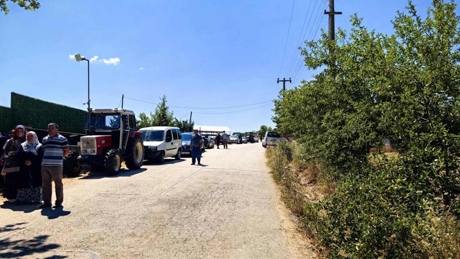 Eşiyle boşanma aşamasında olan kadın silahla vurulmuş halde ölü bulundu