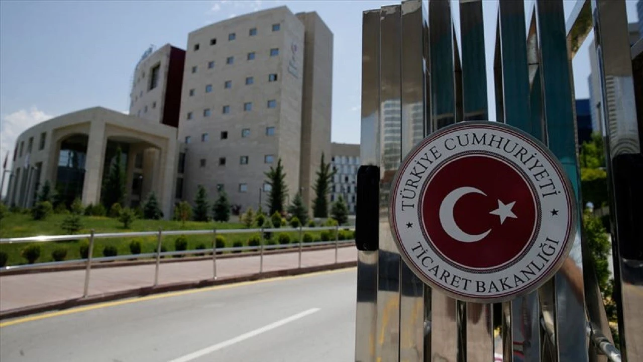 Ticaret Bakanlığı, 2 şirkete 'dış ticaret sermaye şirketi' statüsü verdi