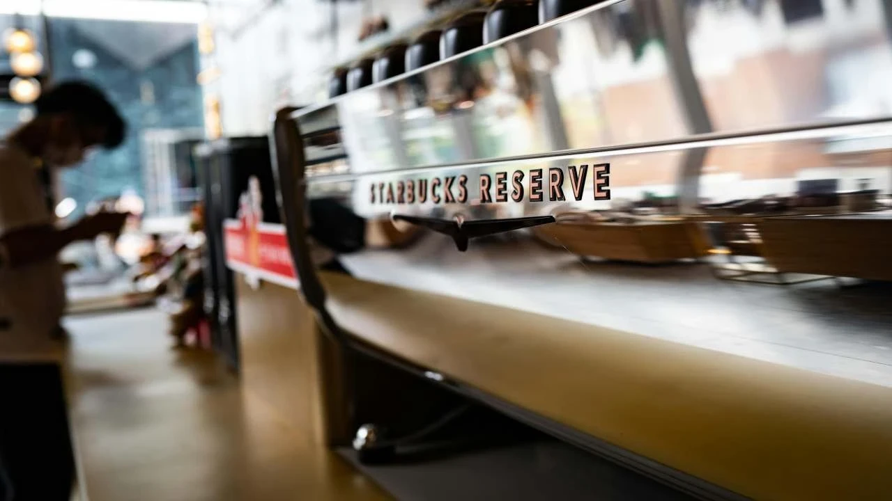 Starbucks çalışanları greve gidiyor! Binlerce kişi isyan etti