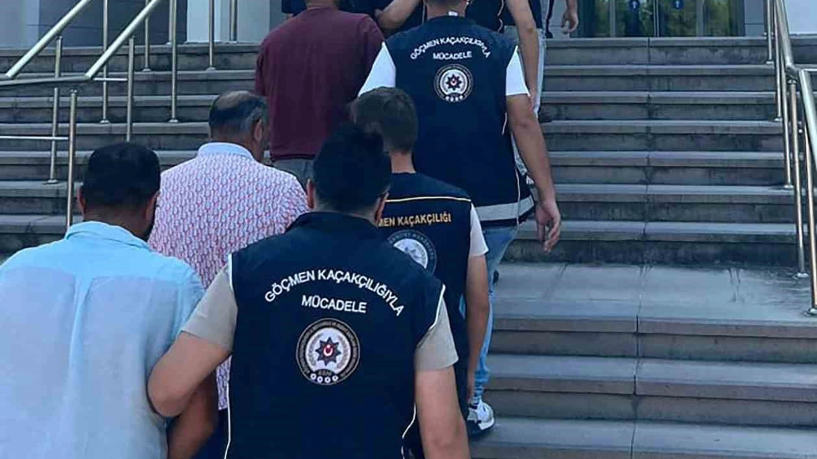 Göçmen kaçakçısı 7 organizatör tutuklandı