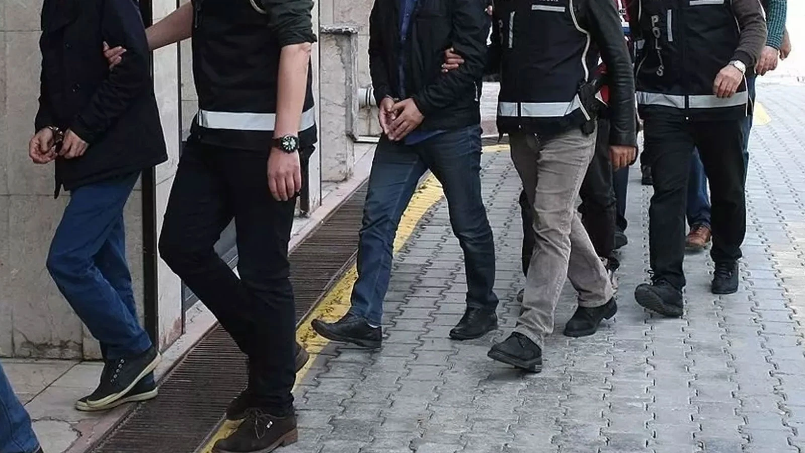 Ankara merkezli dolandırıcılık soruşturması: 12 şüpheli tutuklandı