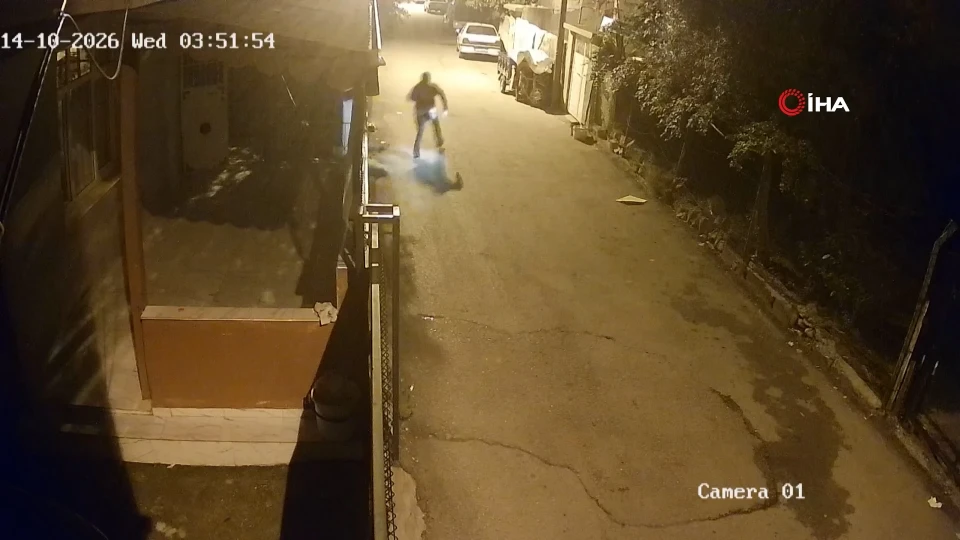 Adana'da Penseyle Evin Kapısını Kıran Firari: ''Kendi Evim Zannettim''