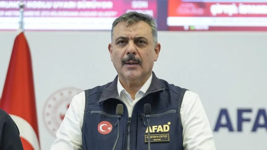 İçişleri Bakanı Çiftçi'den Sel Ve Su Taşkınlarına İlişkin Uyarı