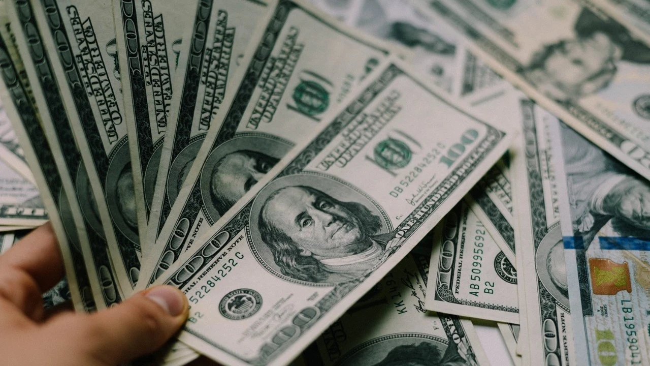 Son dakika: Özel sektörün dış borcunda 3,7 milyar dolarlık artış