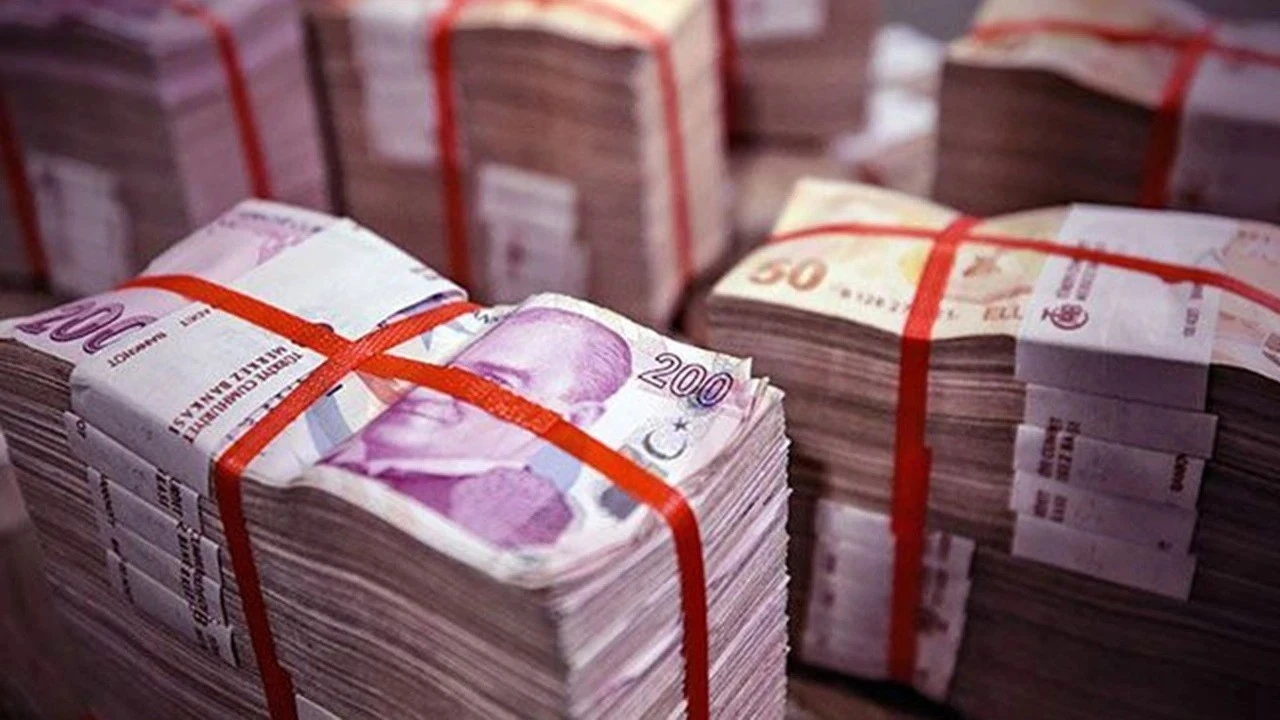 Hazine düzenlediği tahvil ihalesinde yaklaşık 80,5 milyar lira borçlandı