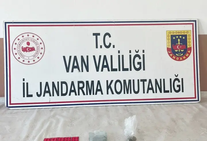Van'da yol aramasında 65 gram uyuşturucu ele geçirildi; 1 gözaltı
