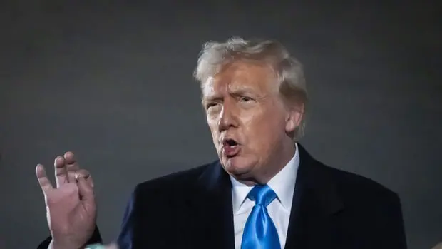 Trump: Venezuela'dan petrol ve gaz alan tarife gelecek