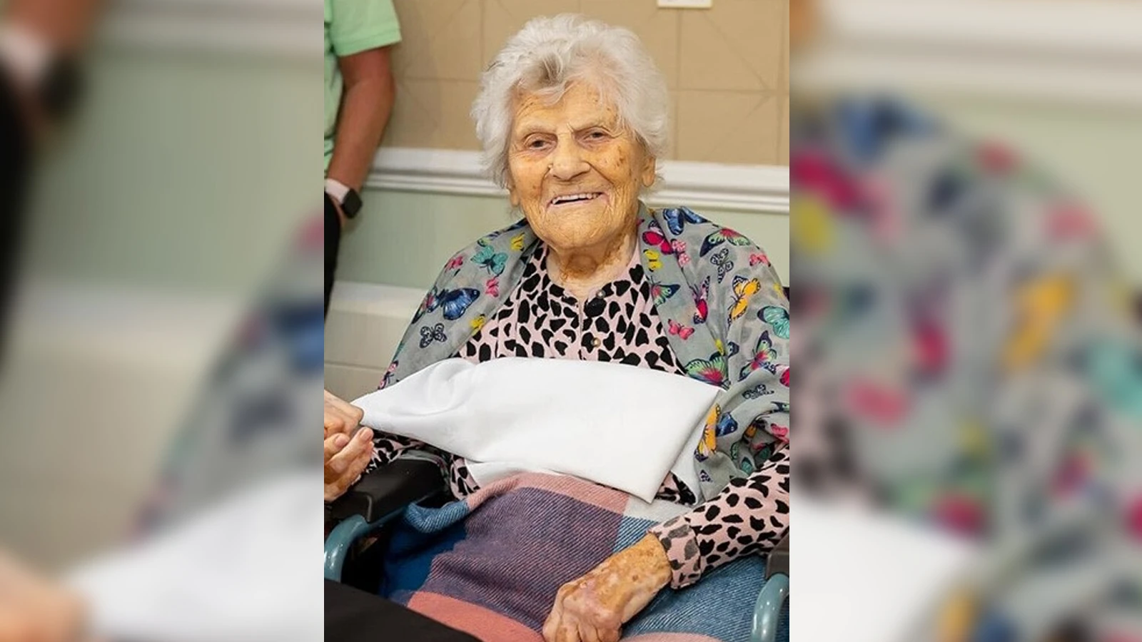 'Dünyanın en yaşlı insanı' bir yaşına daha girdi