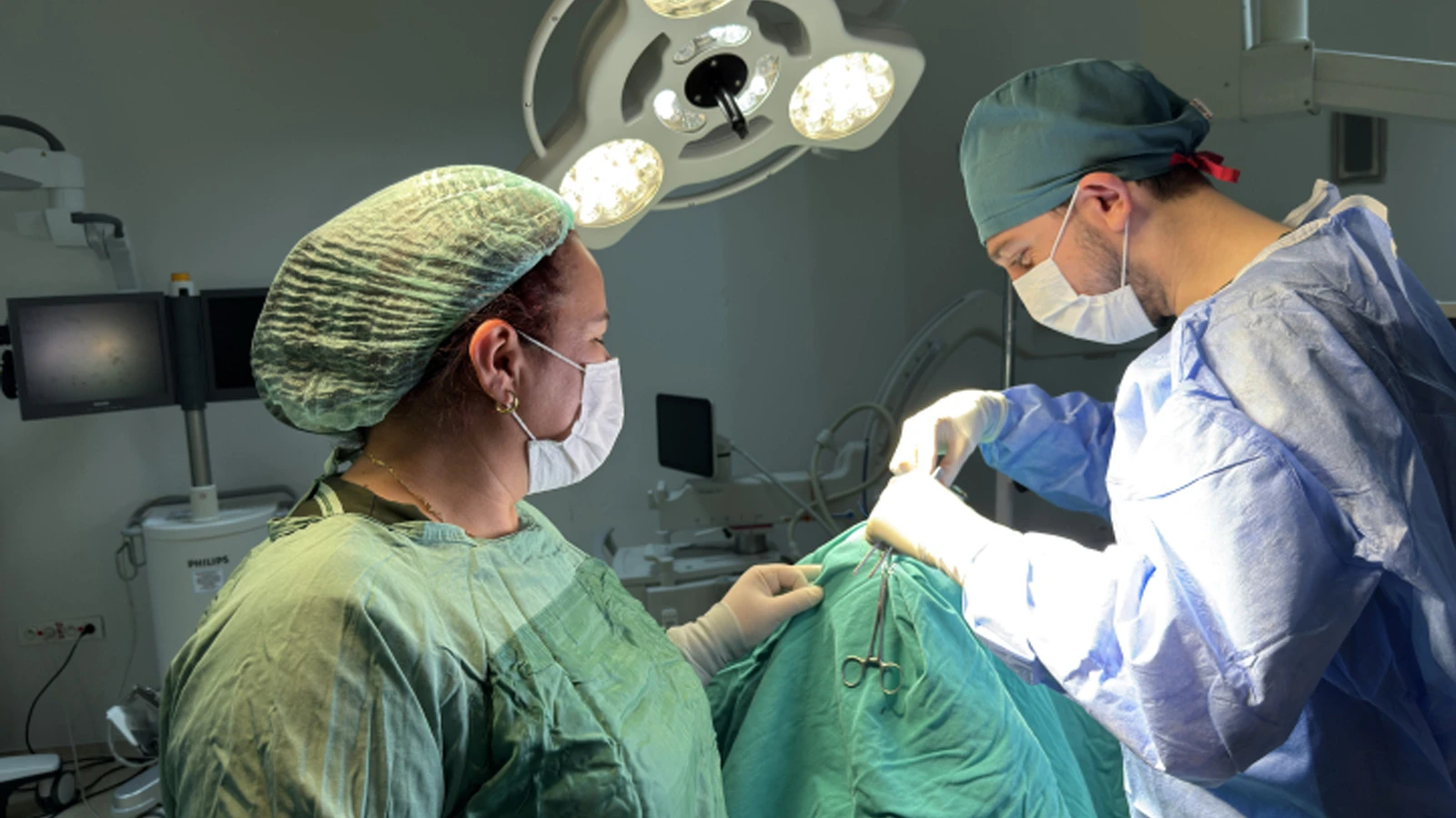 Göğüs ağrısı sandı, milyonda 7 kişide görülen tümör çıktı