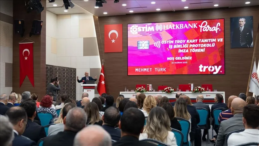 OSTİM'de birçok alana özgü finansman ihtiyacını destekleyecek OSTİM Troy Kart tanıtıldı