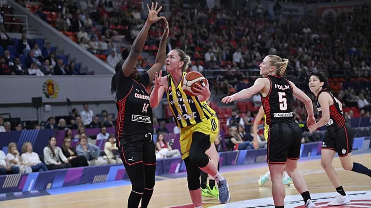 İlk finalist Fenerbahçe Opet!