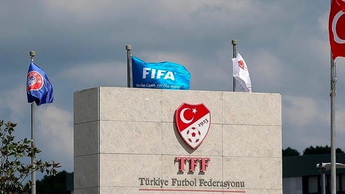 Galatasaray ve Trabzonspor PFDK'ye sevk edildi!