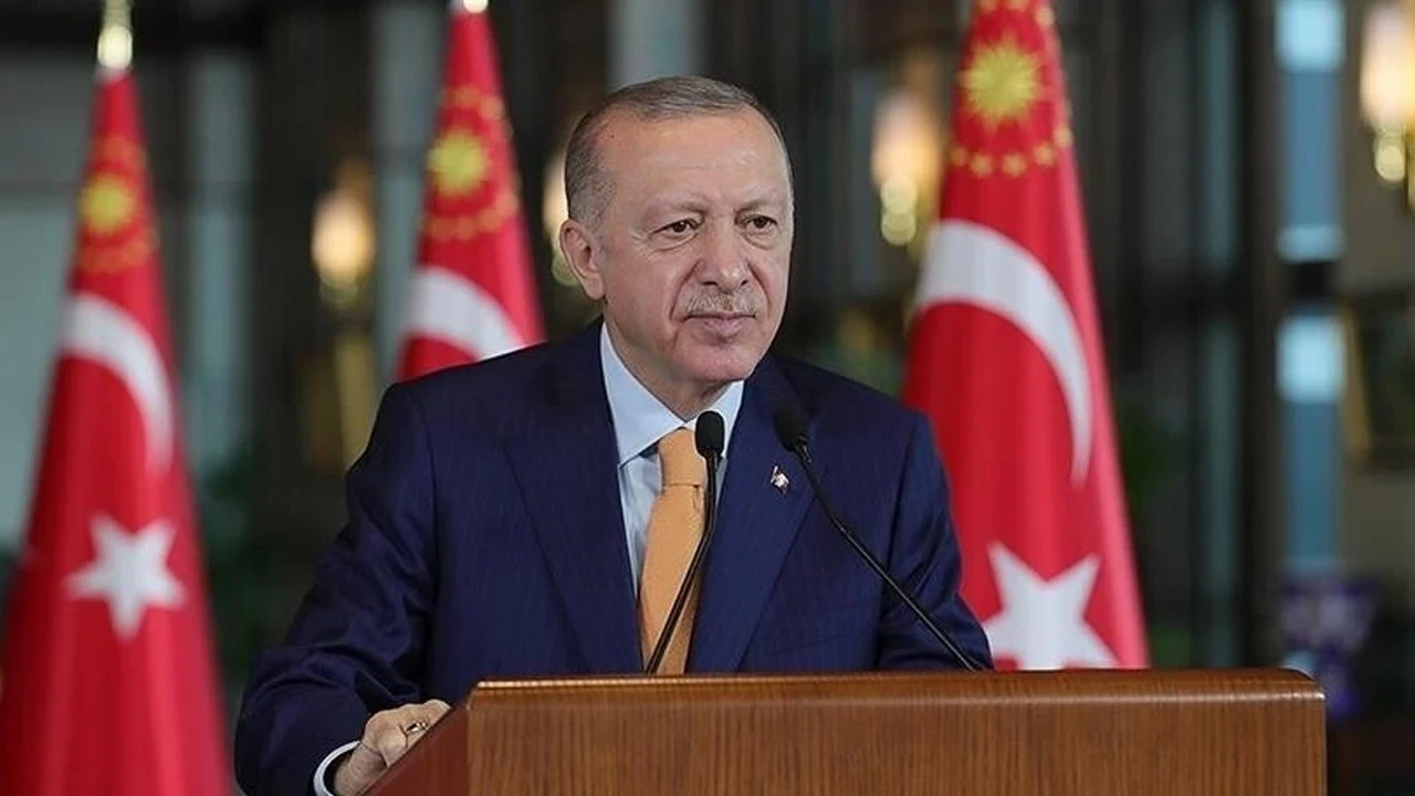 Cumhurbaşkanı Erdoğan, Erzurumspor'u tebrik etti