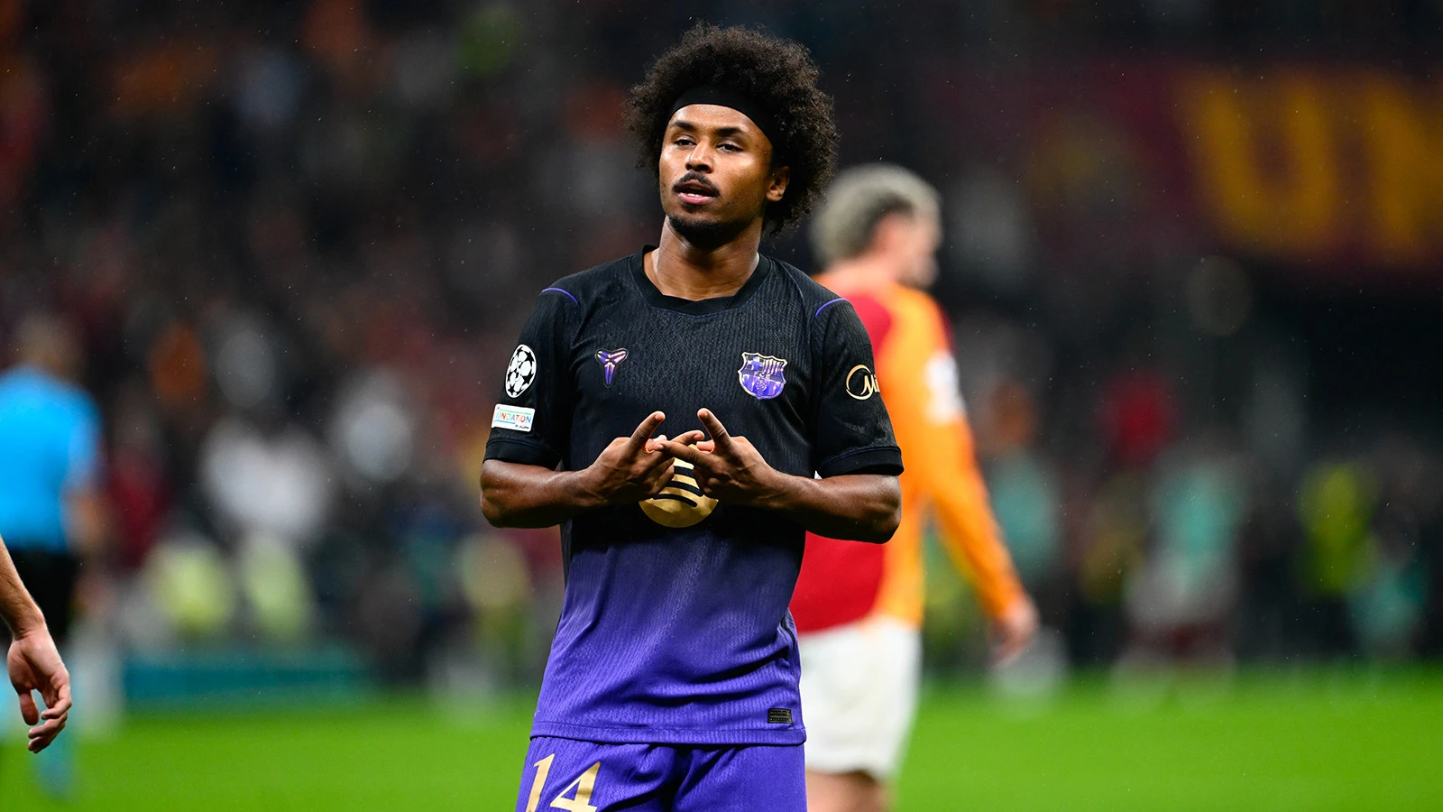 Barcelona'nın Futbolcusu Karim Adeyemi'den Tarkan Şarkısıyla Türkçe Paylaşım