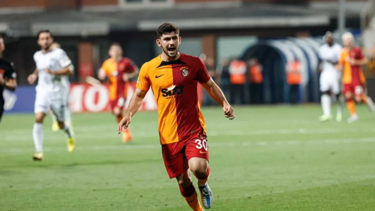 Galatasaray'da ayrılık kararı! Yıldız ismin bileti kesildi
