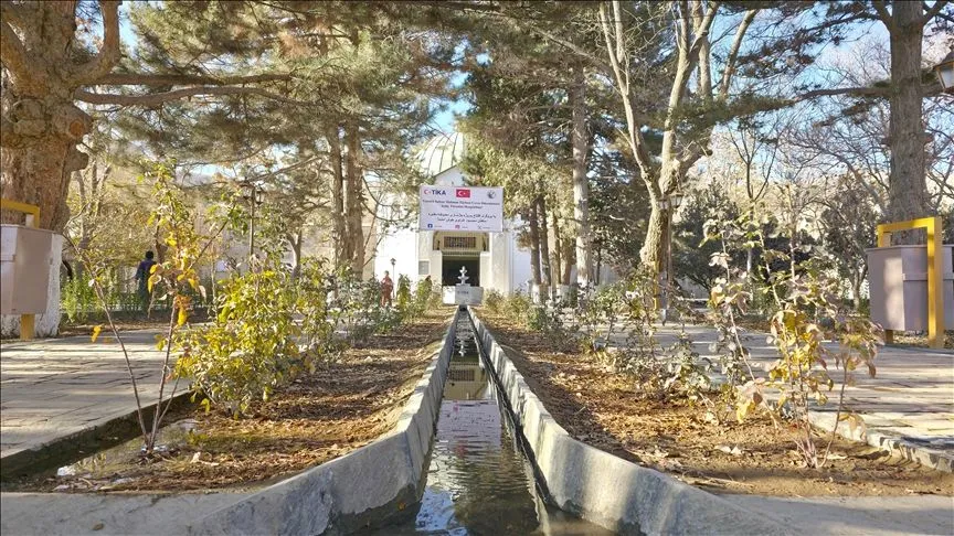 TİKA, Gazneli Sultan Mahmud Türbesi'nin çevre düzenlemesi projesini tamamladı
