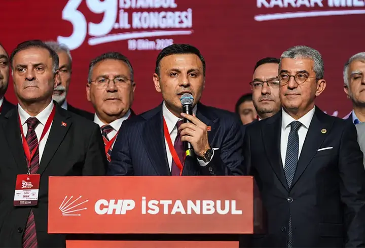 CHP 39. Olağan İstanbul İl Kongresi: Özgür Çelik yeniden il başkanı seçildi