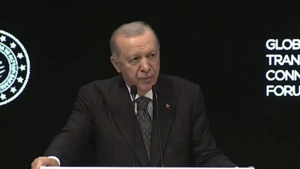 Erdoğan: Küresel ekonomide lojistik hatların önemi hızla artıyor