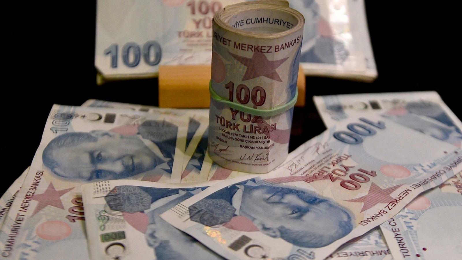 Resmi Gazete'de yayımlandı: Yüz binlerce kişinin borcu silindi