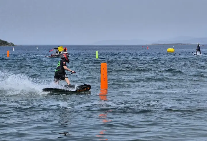 Bodrum'da su jeti, flyboard ve motosurf yarışları heyecanı