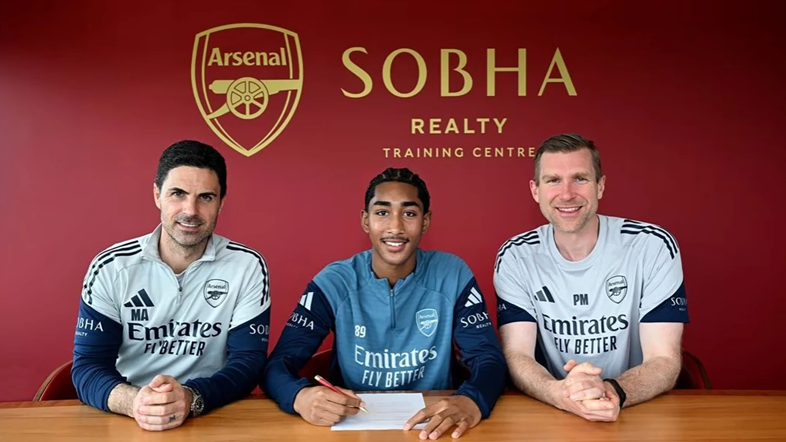 Arsenal, 16 yaşındaki oyuncusu Marli Salmon ile ön sözleşme imzaladı
